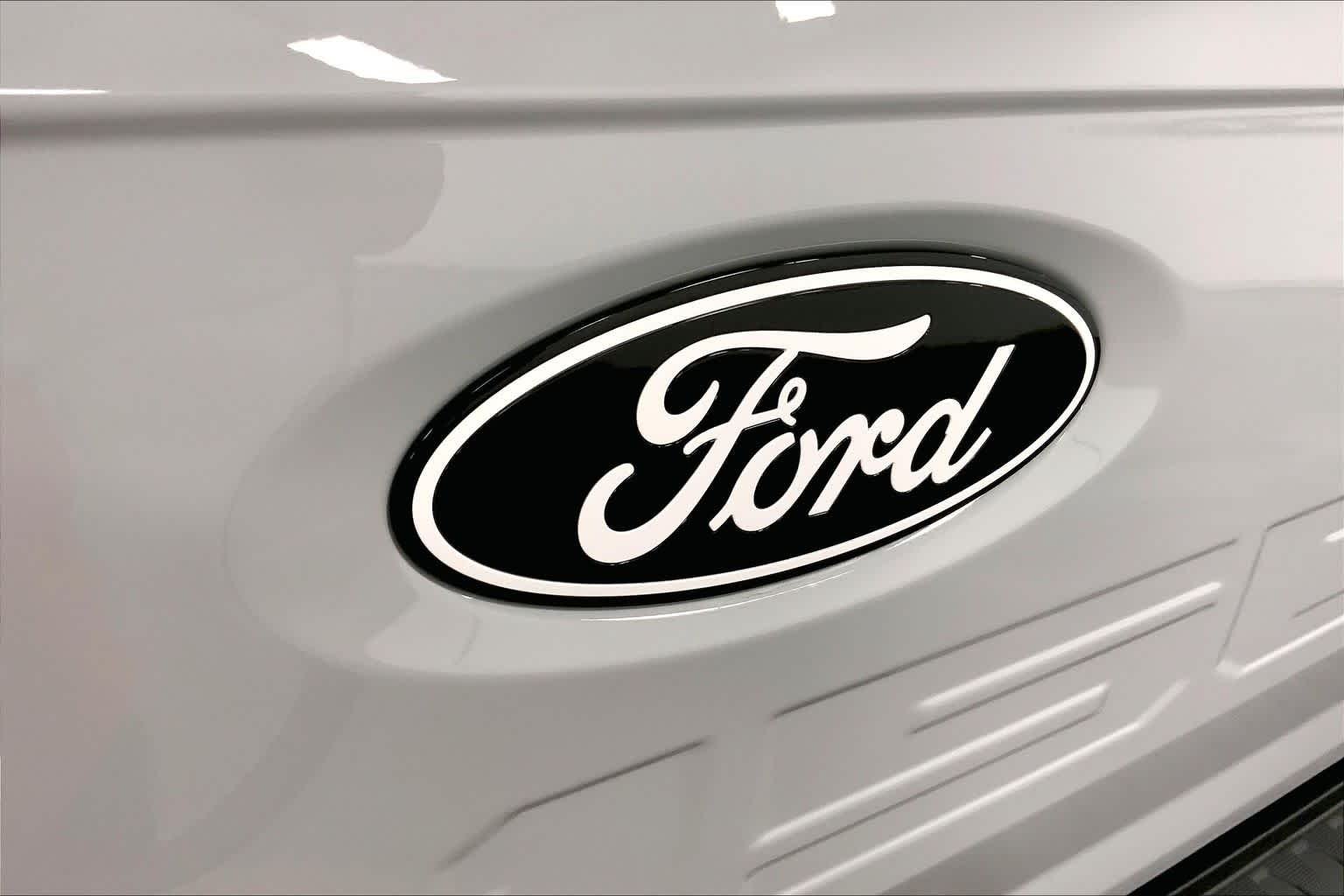 New 2026 Avalanche Ford XLT image 12