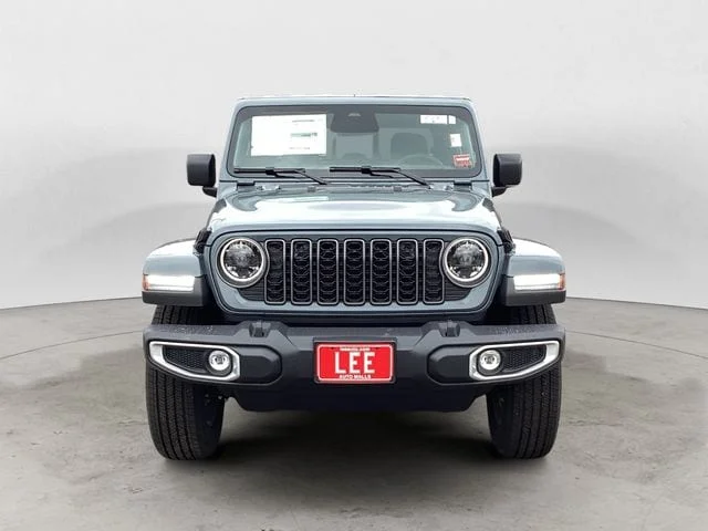 New 2026 Anvil Clearcoat Jeep SAHARA 4X4 image 9