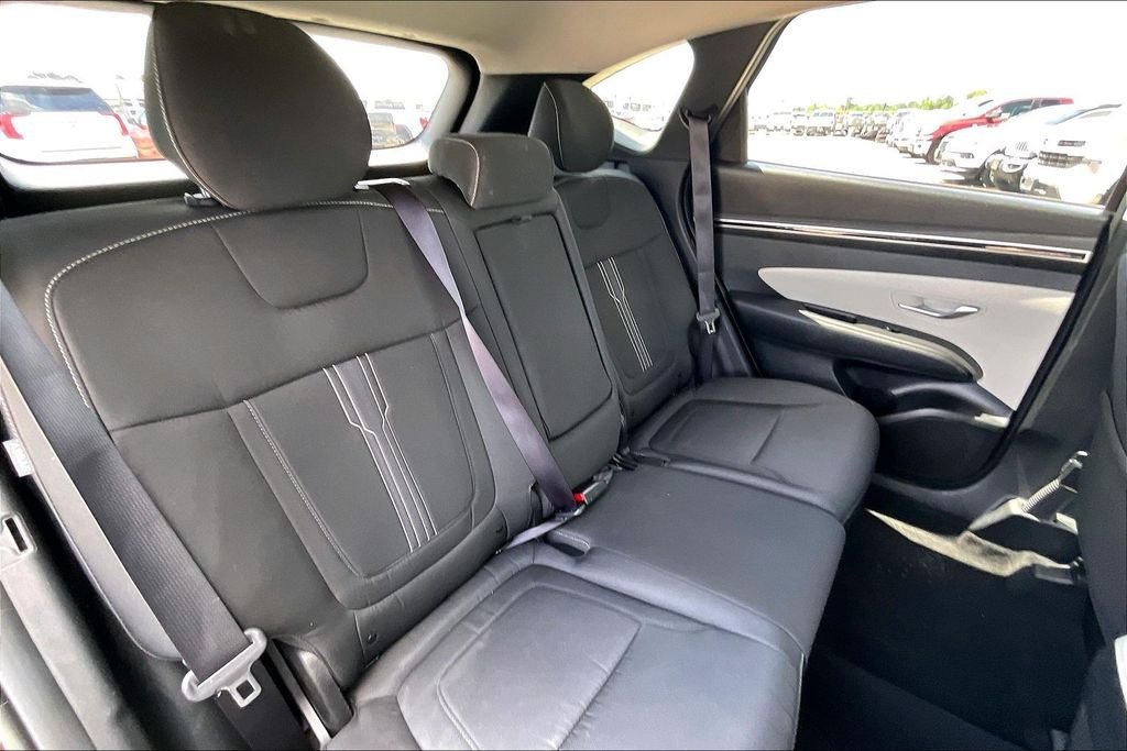 Used 2024 Black Hyundai SEL image 22