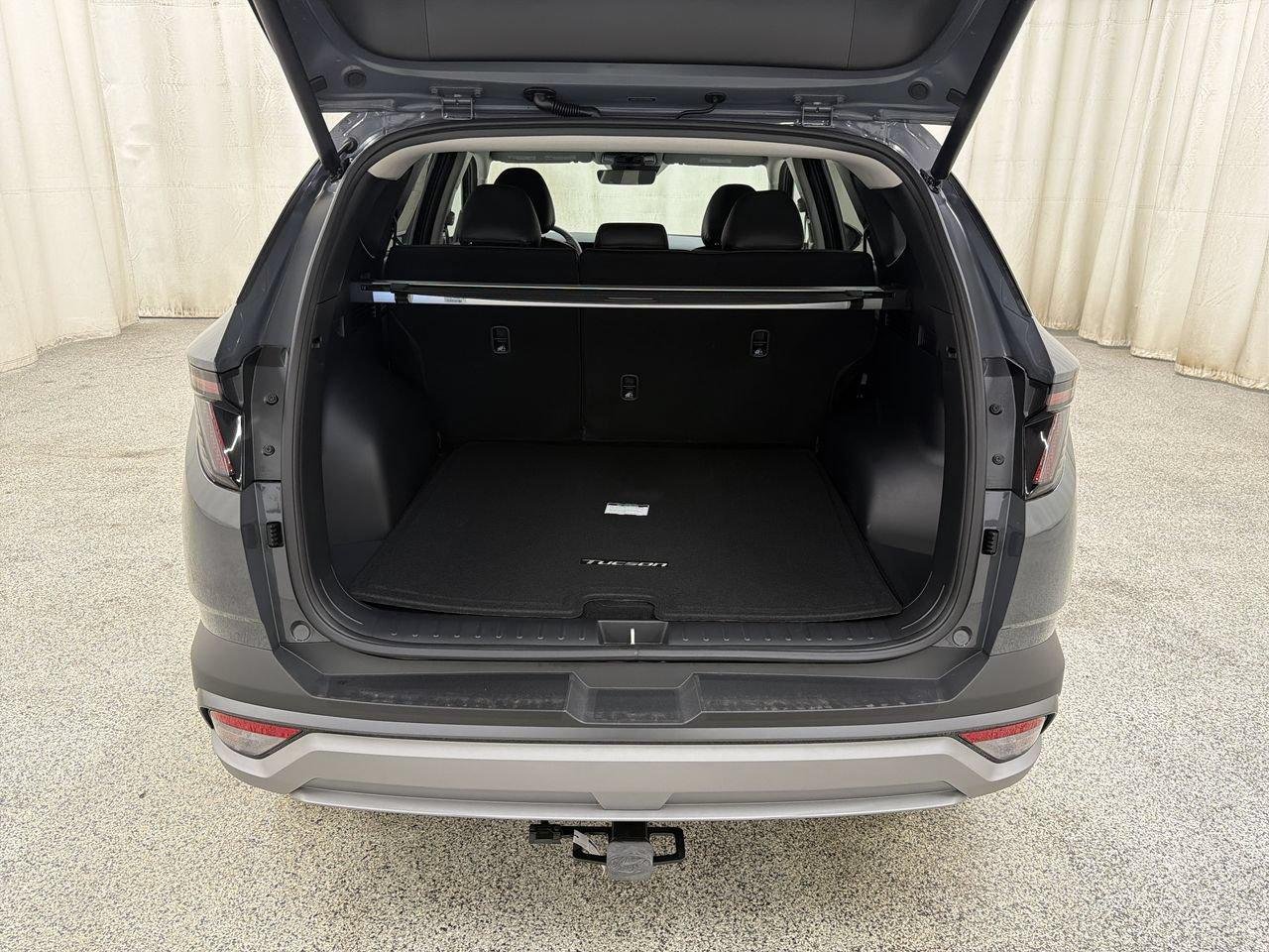 New 2026 Ecotronic Gray Hyundai SEL Premium AWD image 17