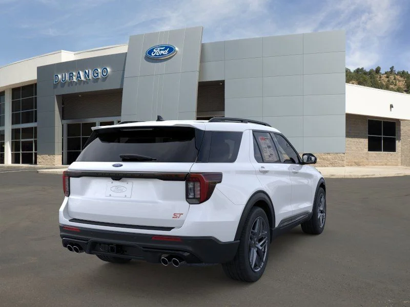 New 2026 Star White Metallic Tri-Coat Ford ST image 8