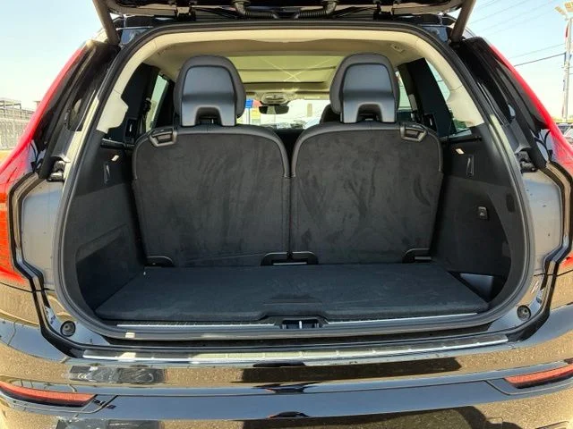New 2026 Onyx Black Volvo Ultra image 6