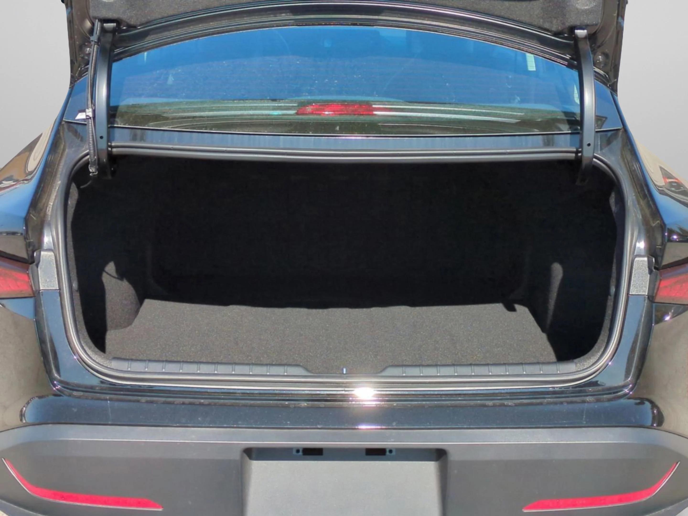 New 2026 Aurora Black Pearl Kia LX image 22
