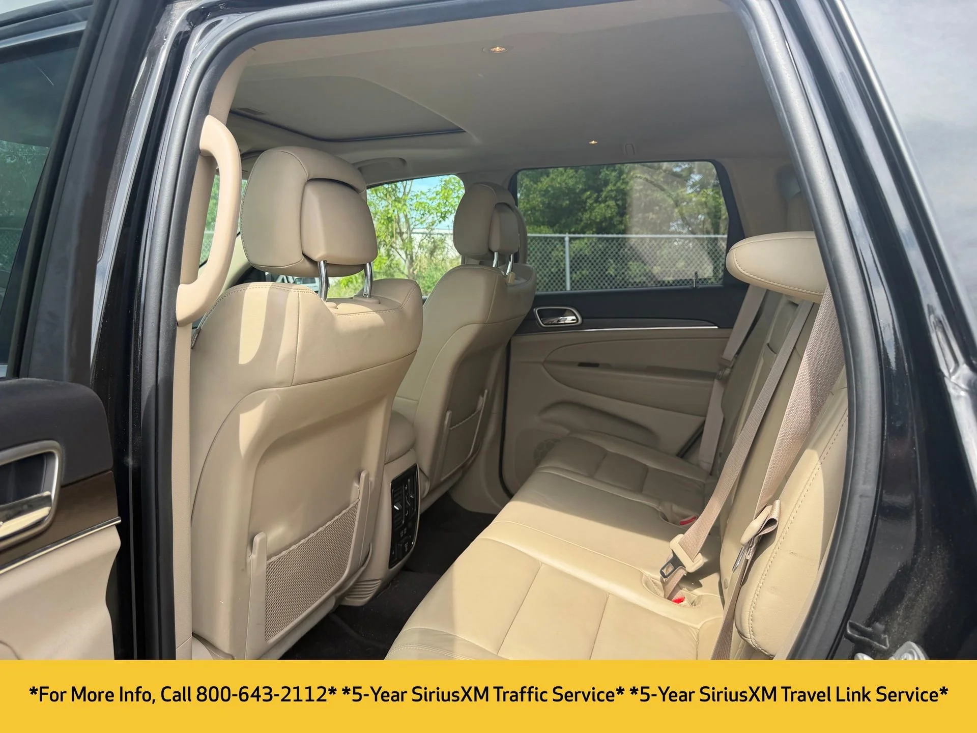 Used 2017 Black Jeep Limited 4x4 image 9