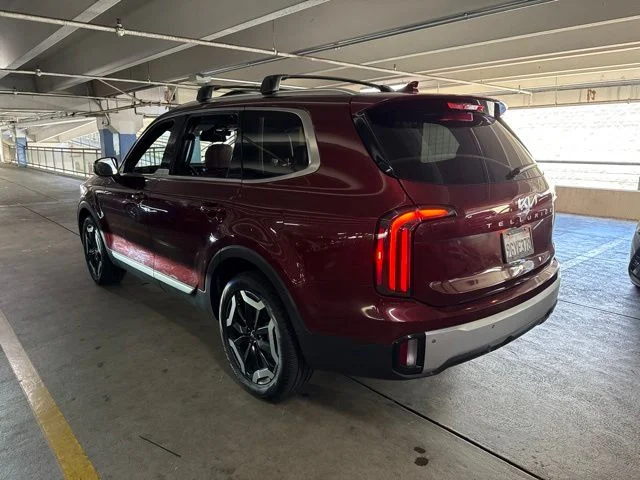 Certified Used 2023 Red Kia EX FWD image 4