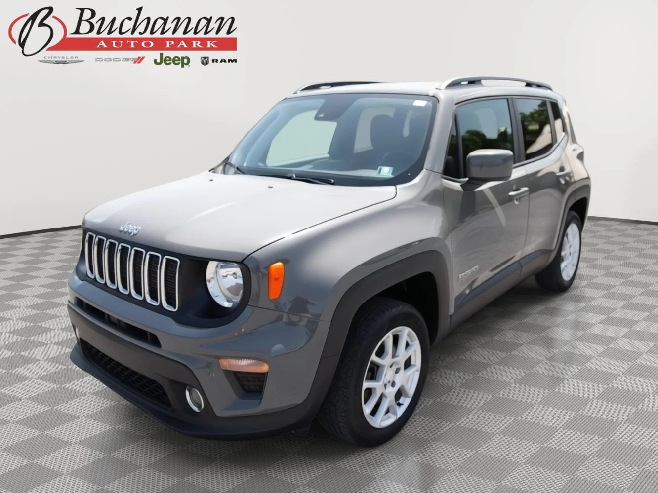 Used 2021 Graphite Gray Jeep Latitude image 1