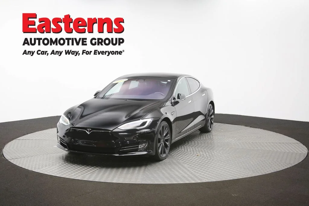 Used 2018 Black Tesla 75D image 53