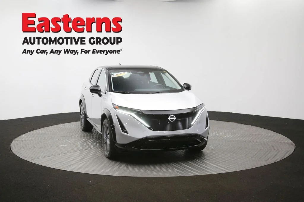 Used 2023 Silver Nissan ENGAGE image 49