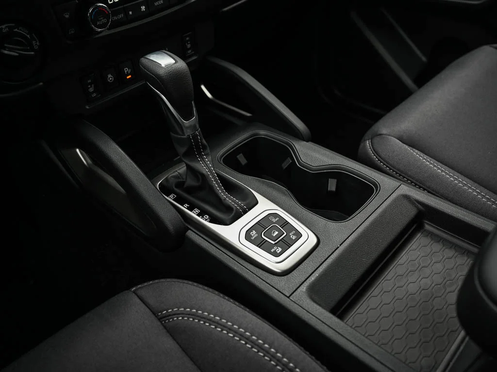2026 Nissan Frontier SV - Photo 25