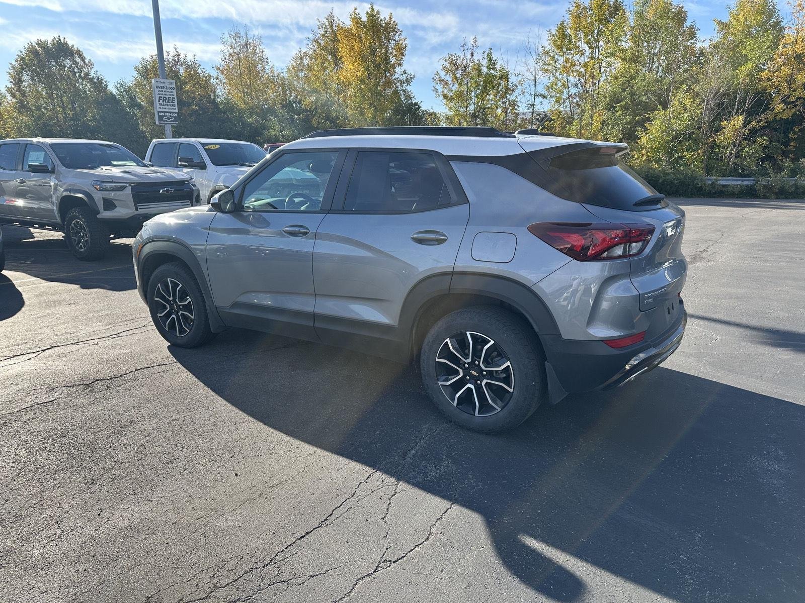 Used 2023 Sterling Gray Metallic Chevrolet ACTIV image 4