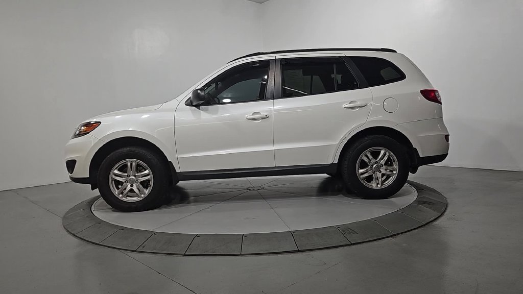 Used 2012 White Hyundai GLS image 5