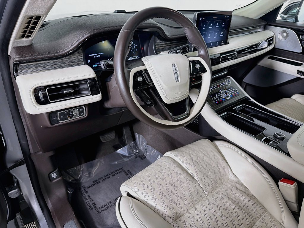 Used 2020 Radiance Metallic Lincoln Black Label image 9