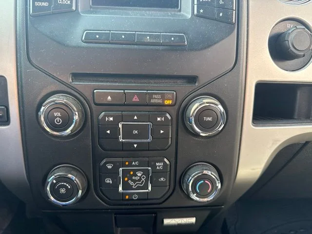 Used 2014 Red Ford XLT image 16