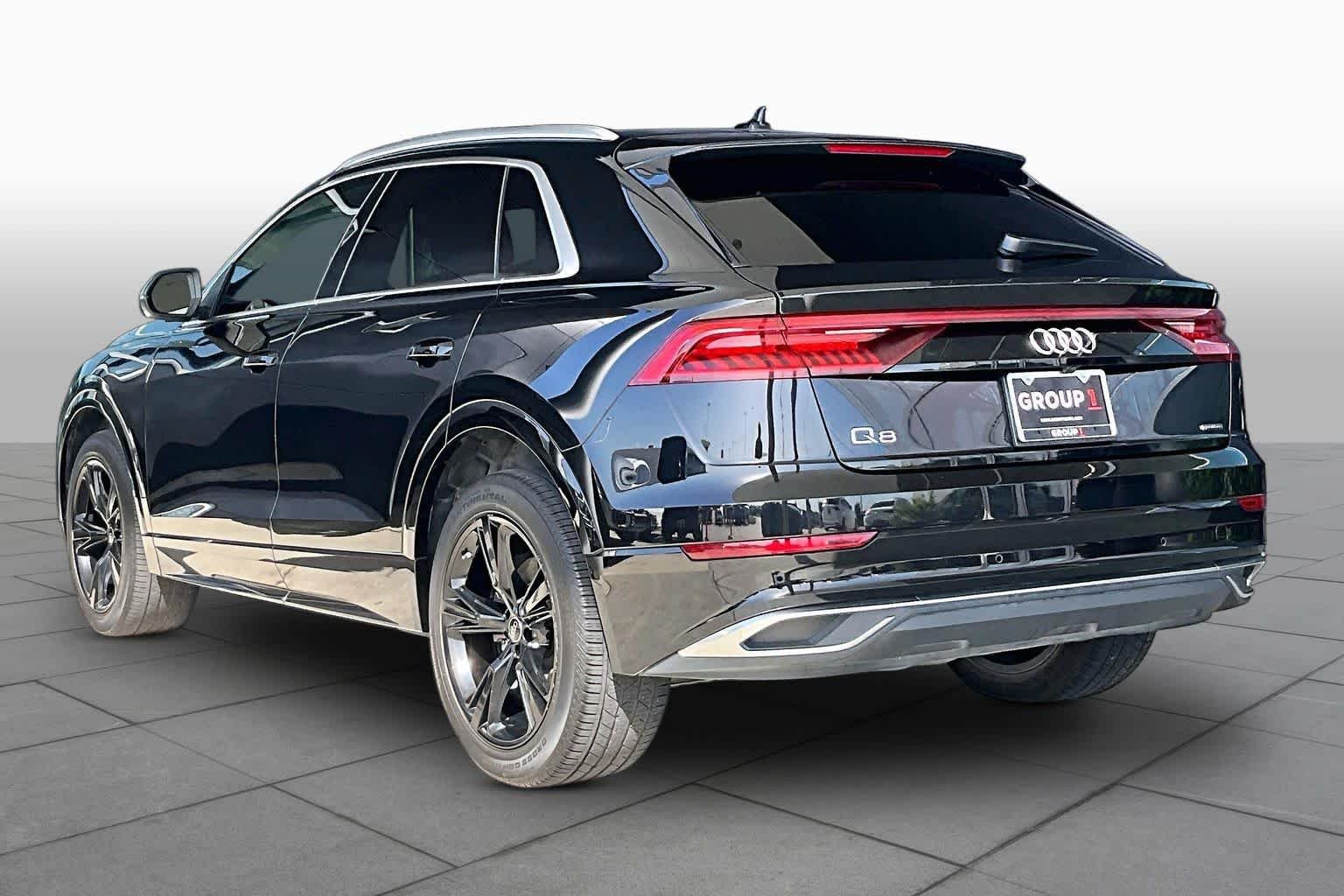 Used 2023  Audi Premium image 11