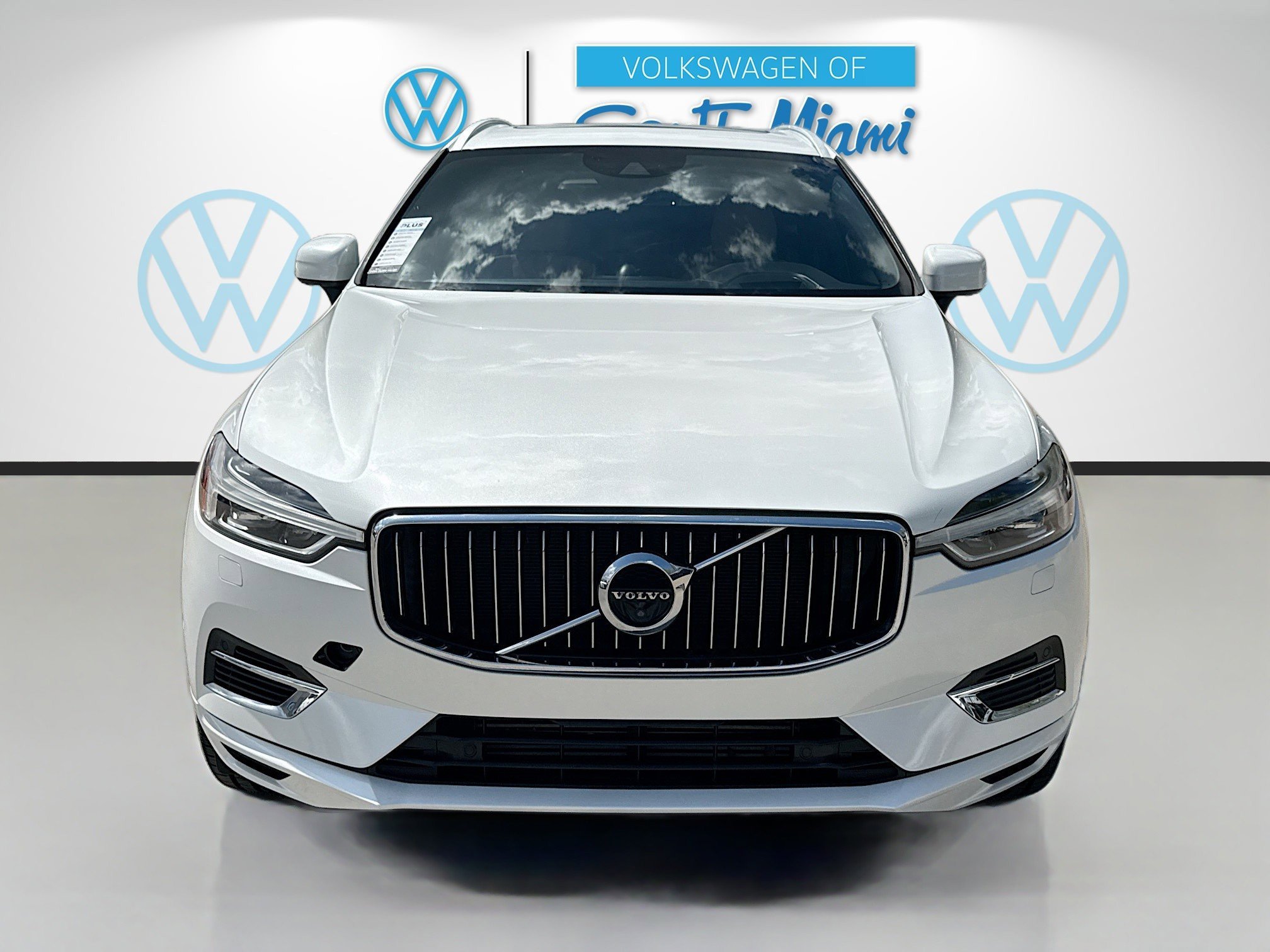 Used 2019 Volvo XC60 Inscription with VIN LYVBR0DL8KB231558 for sale in Miami, FL
