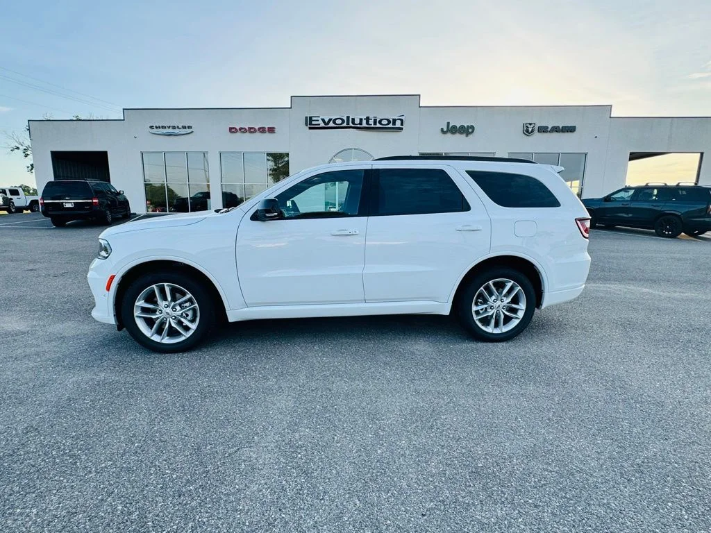 New 2026 White Knuckle Clear-Coat Exterior Paint Dodge GT Plus image 6