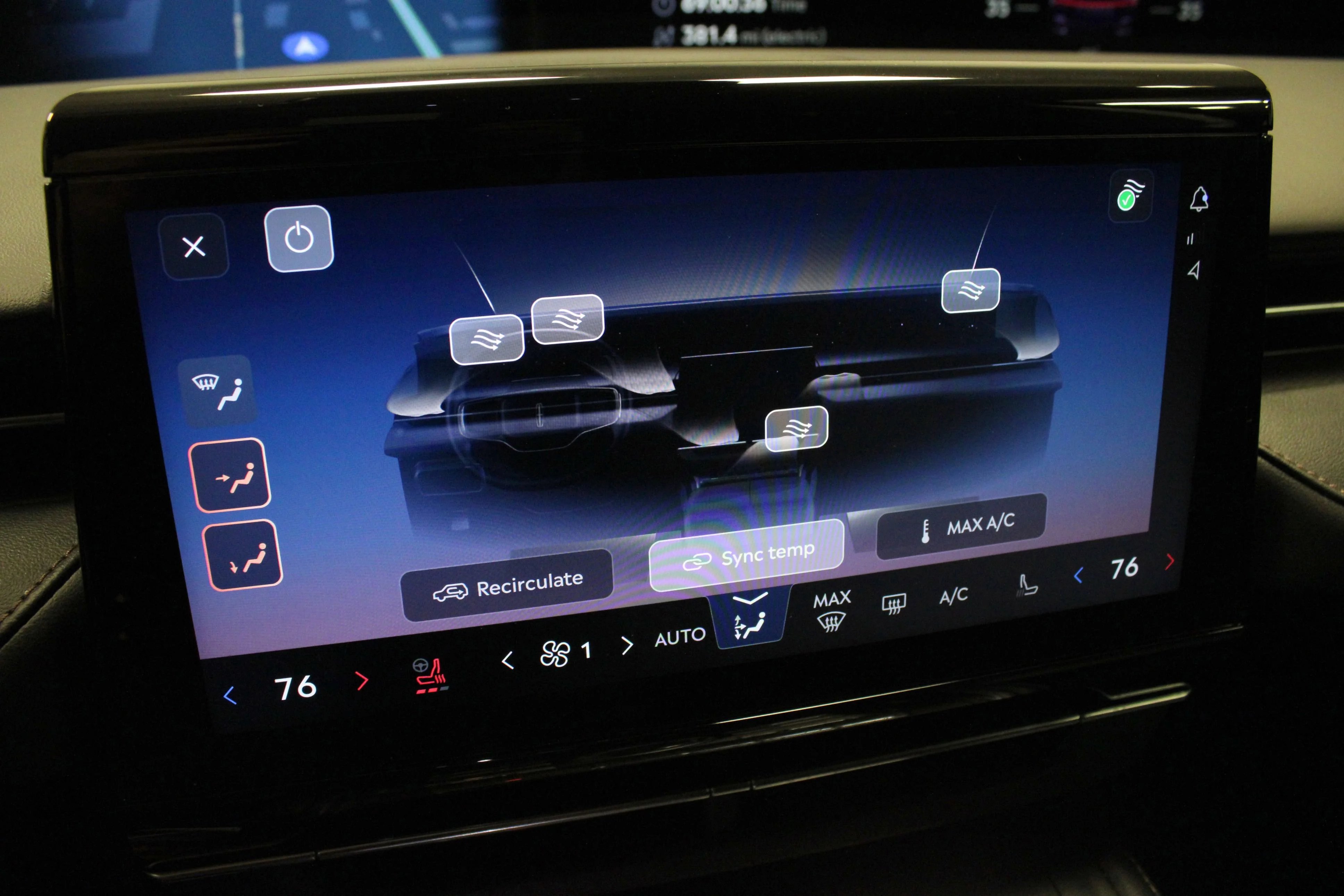 Used 2026 Radiance Metallic Lincoln Premiere image 27