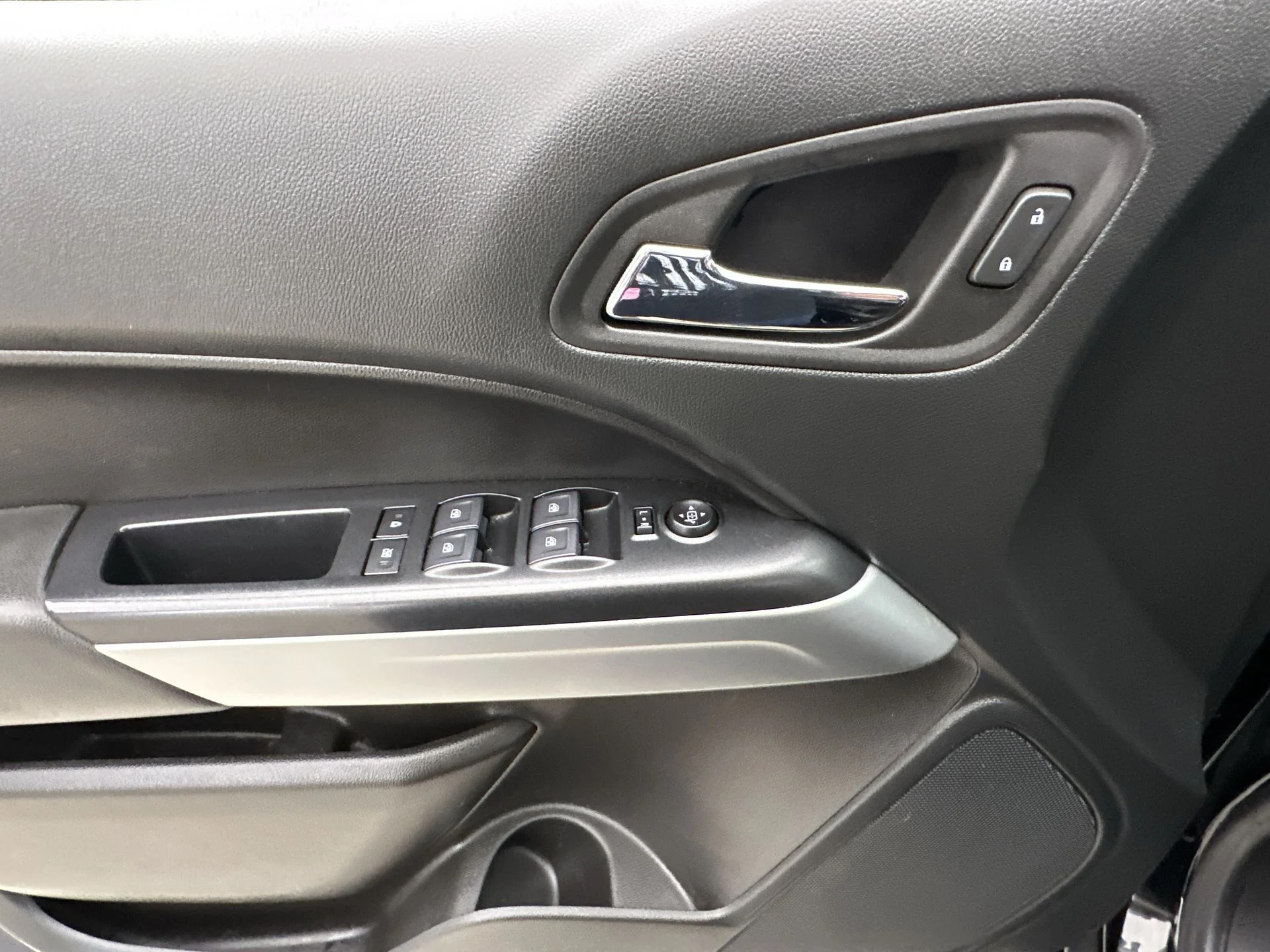 Used 2022 Black Chevrolet LT image 20
