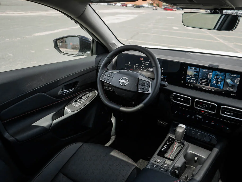 New 2026 Aspen White Pearl Nissan SR image 12