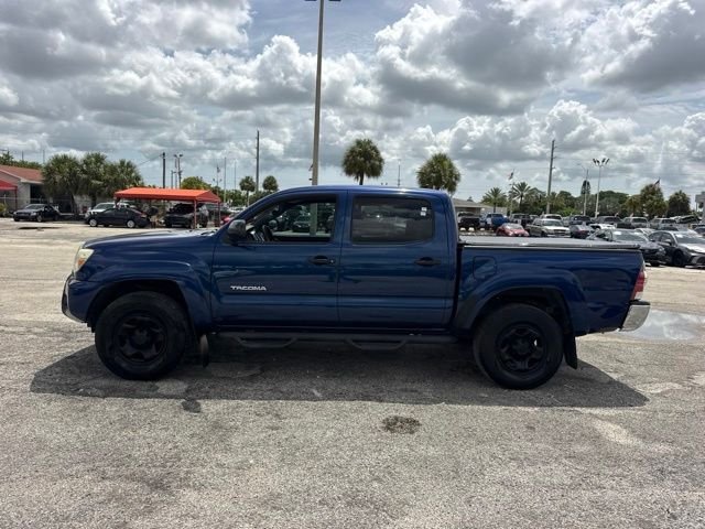 Used 2015 Blue Toyota PreRunner image 6