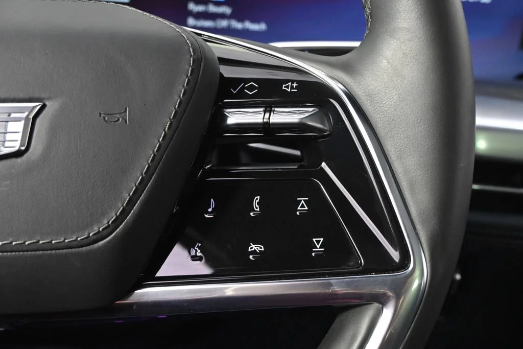 2025 Cadillac Escalade IQ Luxury 2 - Photo 35