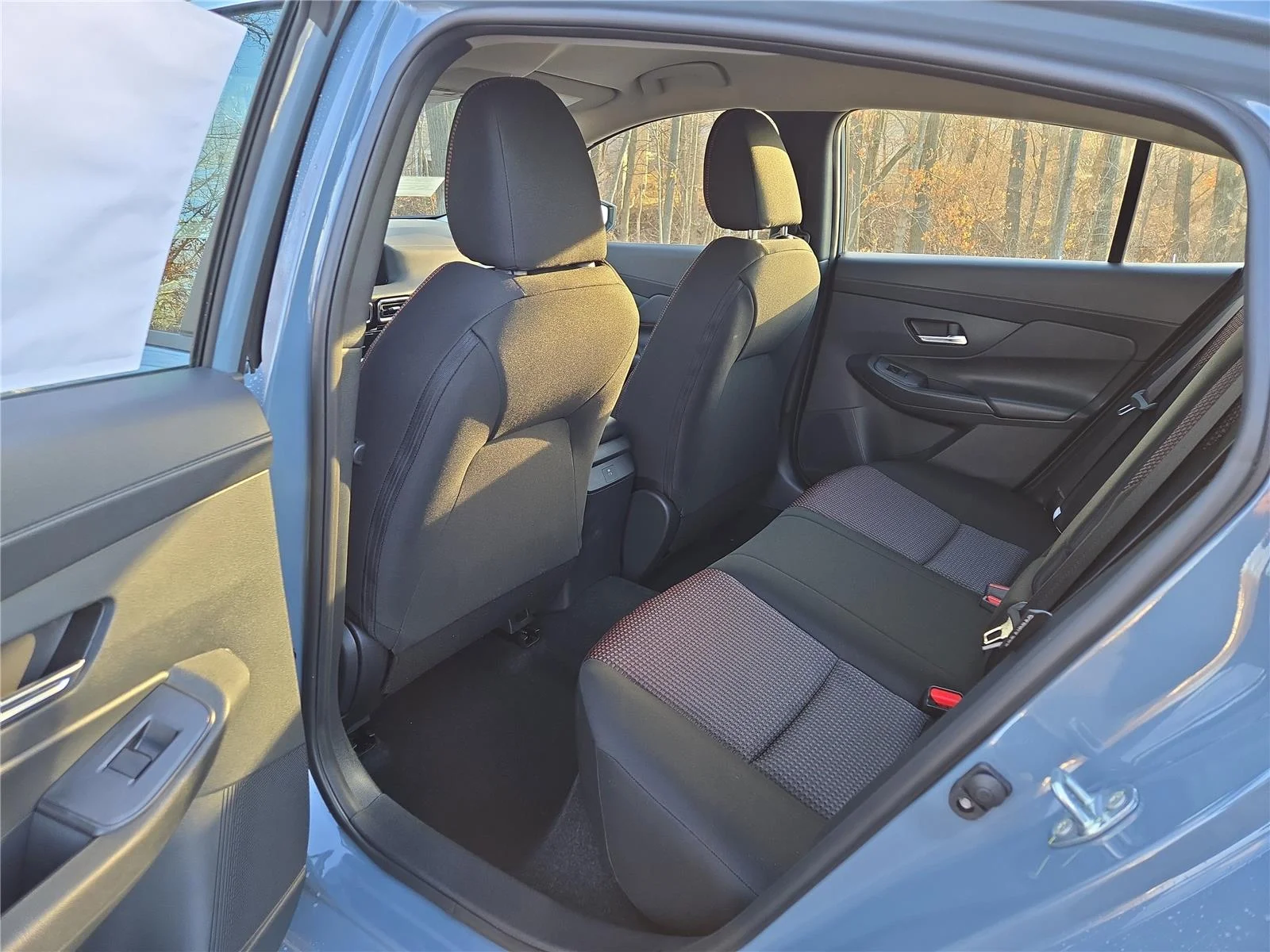 New 2026 Atlantic Gray Metallic Nissan SR image 15