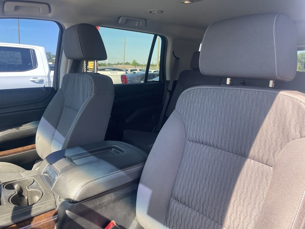 Used 2020 Black Chevrolet LS image 19