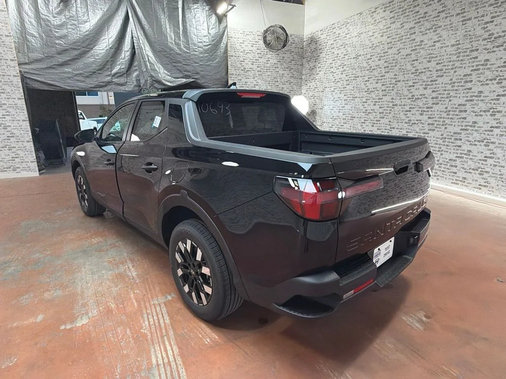 New 2027 Phantom Black Hyundai SE image 5
