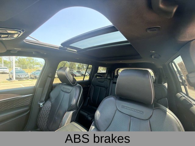Used 2021 Silver Jeep Summit image 30