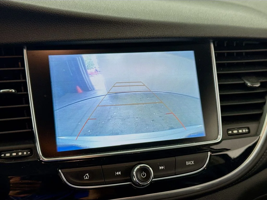 Used 2019 Quicksilver Metallic Buick Preferred image 4