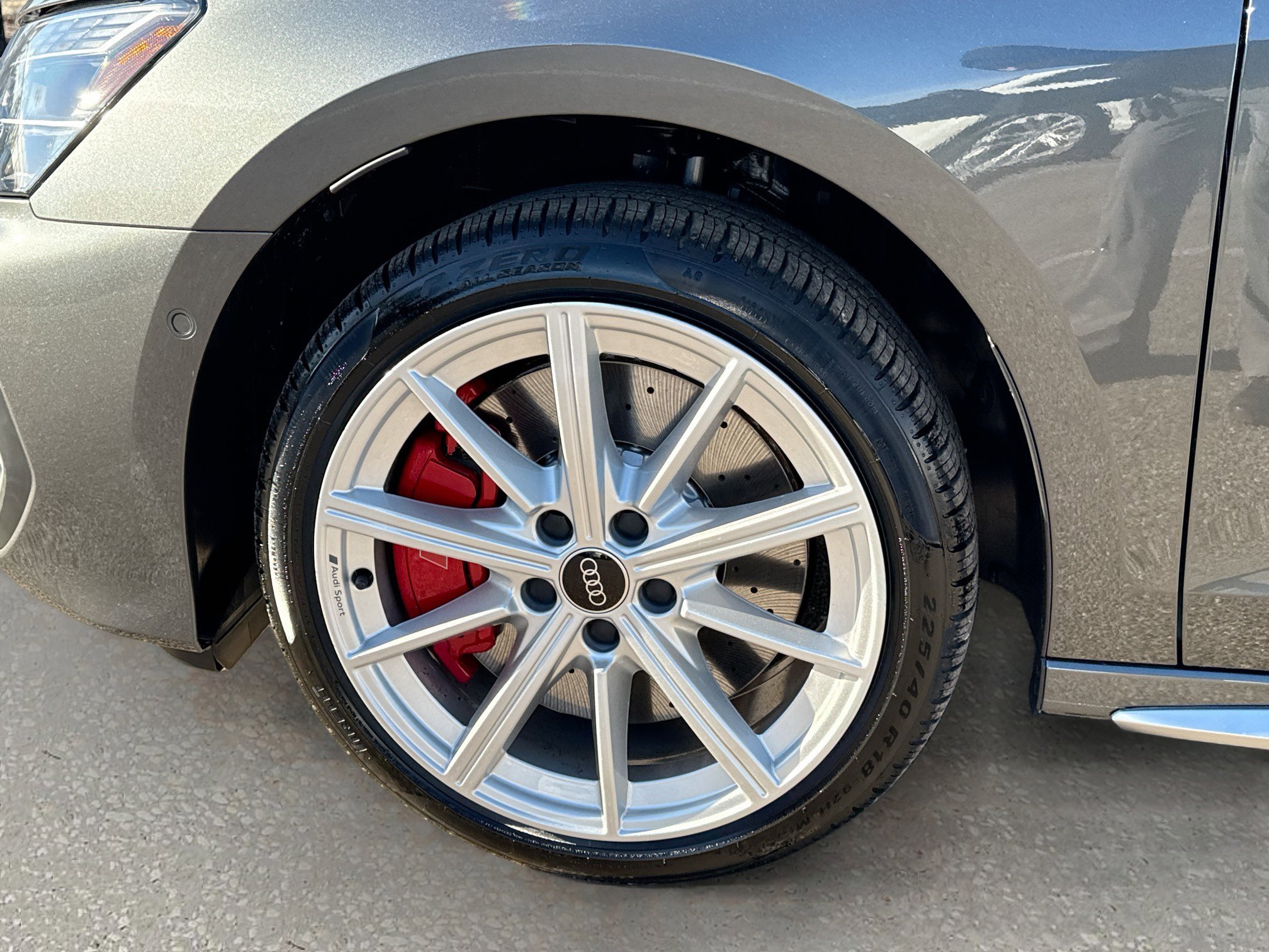 New 2026 Daytona Gray Pearl Effect Audi  image 40