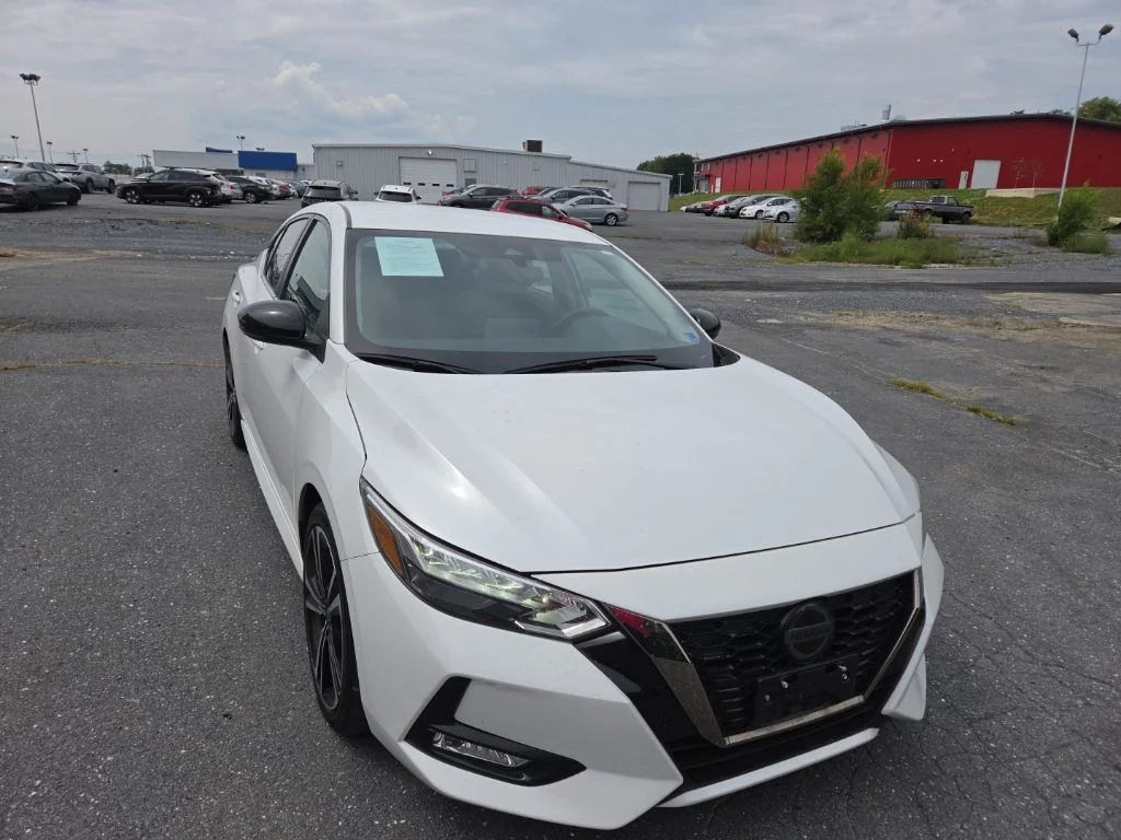 Used 2023 White Nissan SR image 1