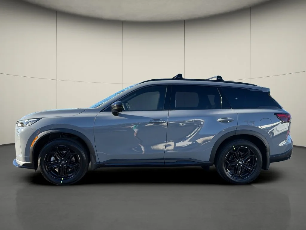 New 2027 HARBOR GRAY INFINITI Sport AWD image 4