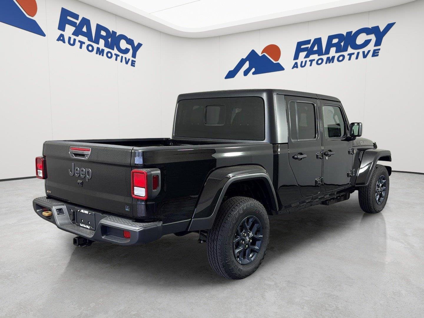 New 2026 Black Clear-Coat Exterior Paint Jeep 85th Anniversary Edition image 4