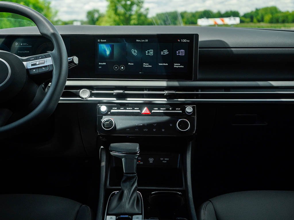 New 2026 Phantom Black Hyundai SEL Plus AWD image 17