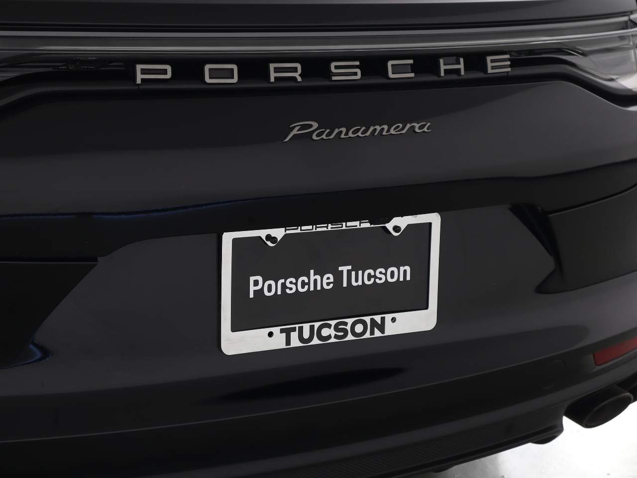 Used 2023 Black Porsche Platinum Edition image 27