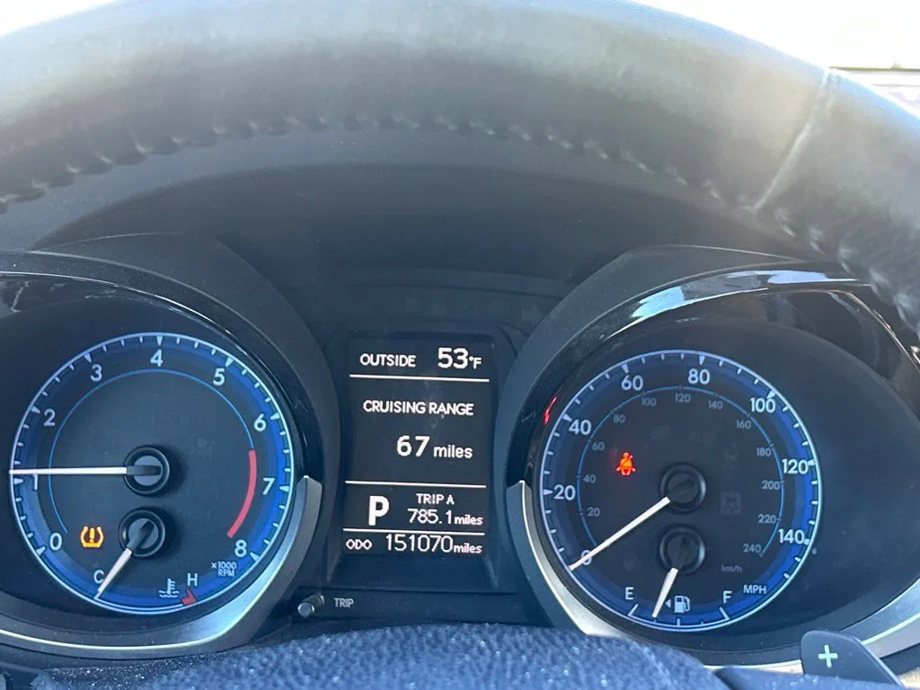 Used 2015 Super White Toyota S Plus image 22