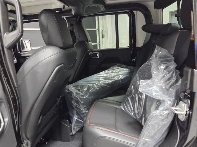 New 2026 Black Clearcoat Jeep Rubicon image 6
