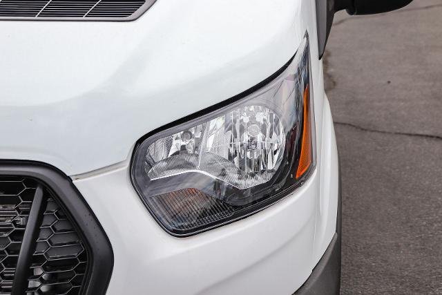 New 2026 Oxford White Ford Cargo Van image 38