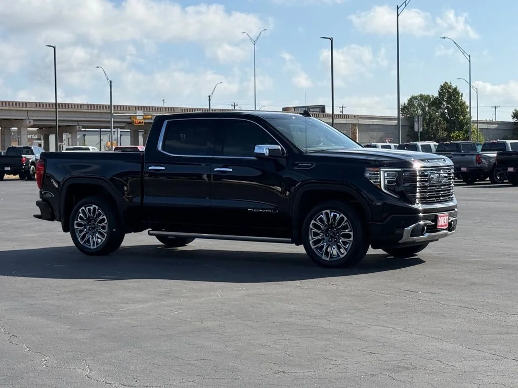 Used 2025 Black GMC Denali Ultimate image 6