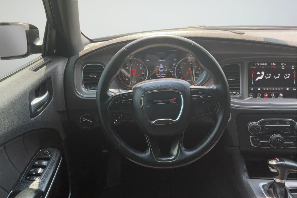 Used 2023 Gray Dodge SXT image 15