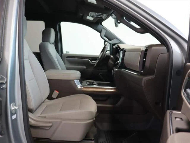 Certified Used 2025 Sterling Gray Metallic Chevrolet LT image 19