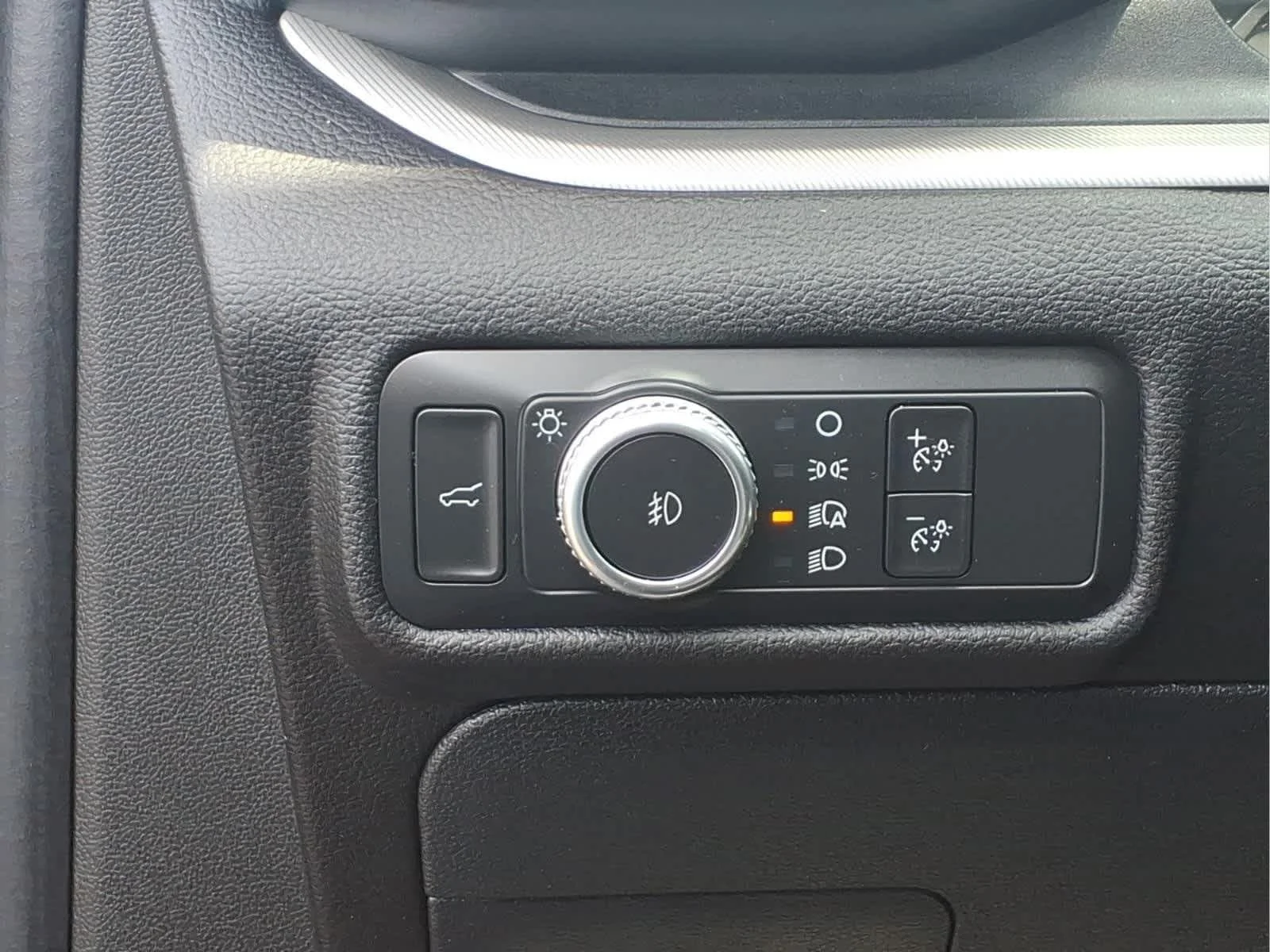Used 2022 Carbonized Gray Metallic Ford XLT image 13