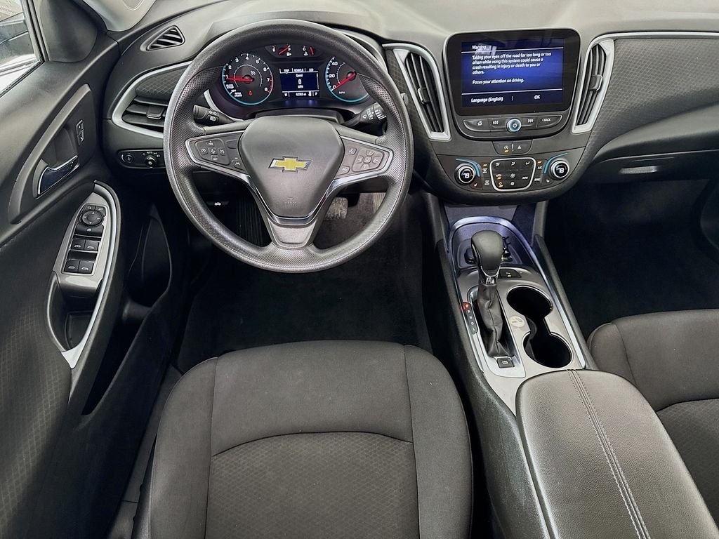 Used 2024 Mineral Gray Metallic Chevrolet LT image 27