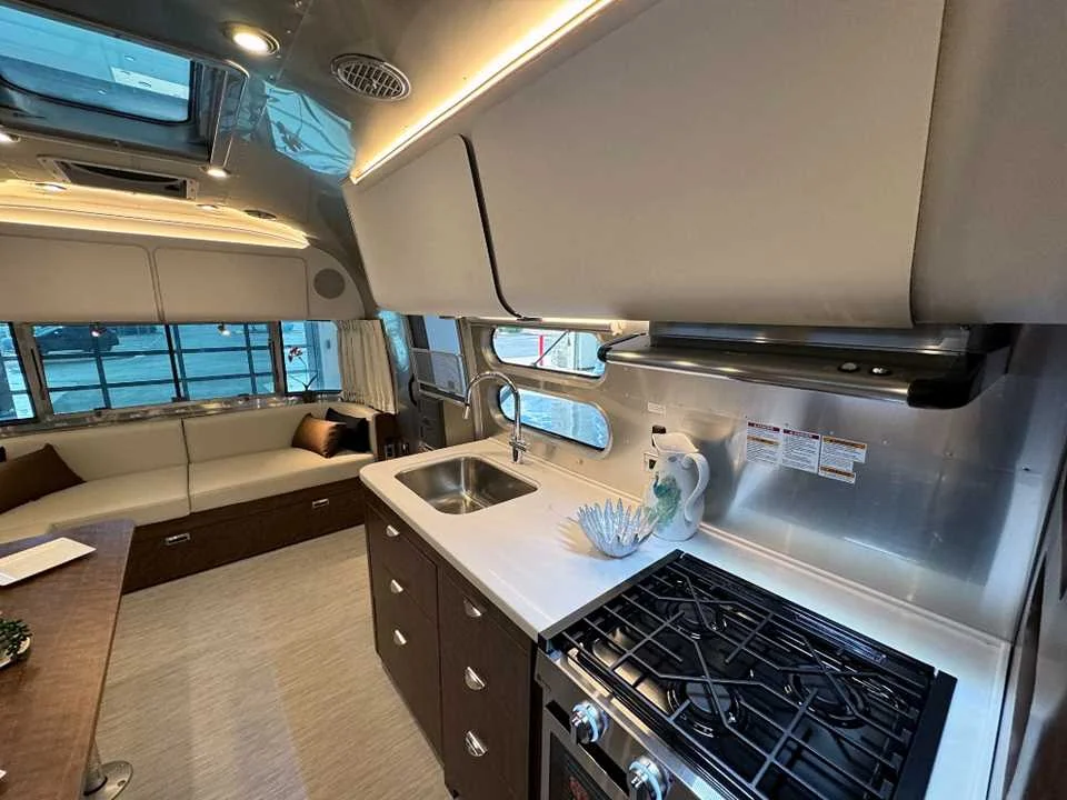 New 2026 SILVER AIRSTREAM  image 55
