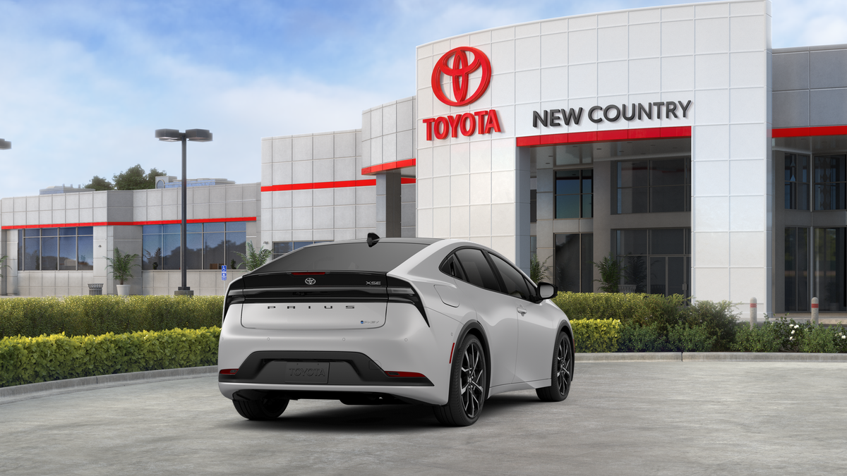 2026 Toyota Prius Plug-in Hybrid XSE Premium - Photo 24