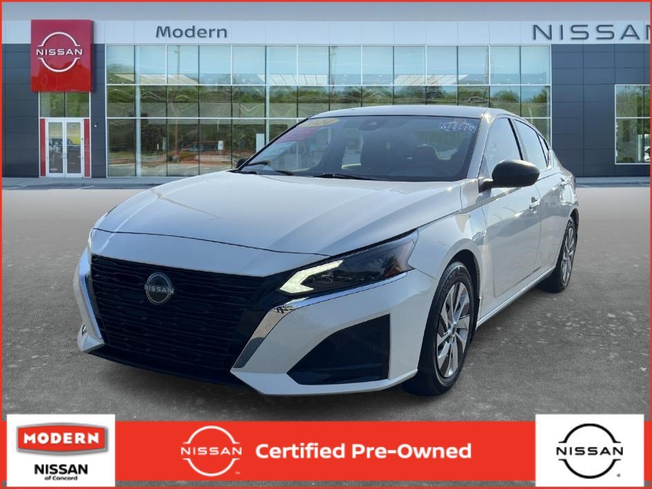 Certified Used 2024 Glacier White Nissan 2.5 S image 1