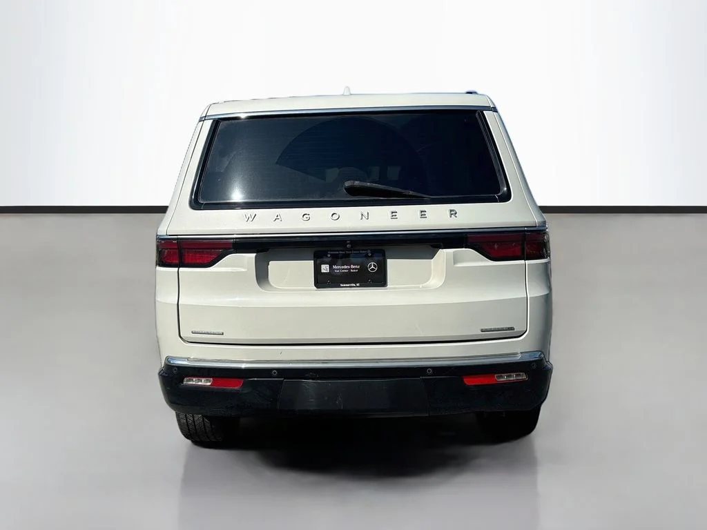 Used 2022 White Jeep Series III image 5