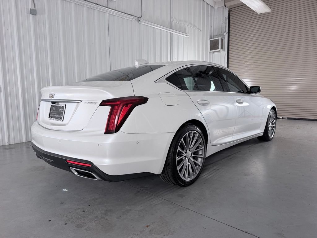 Used 2025 White Cadillac Premium Luxury image 5