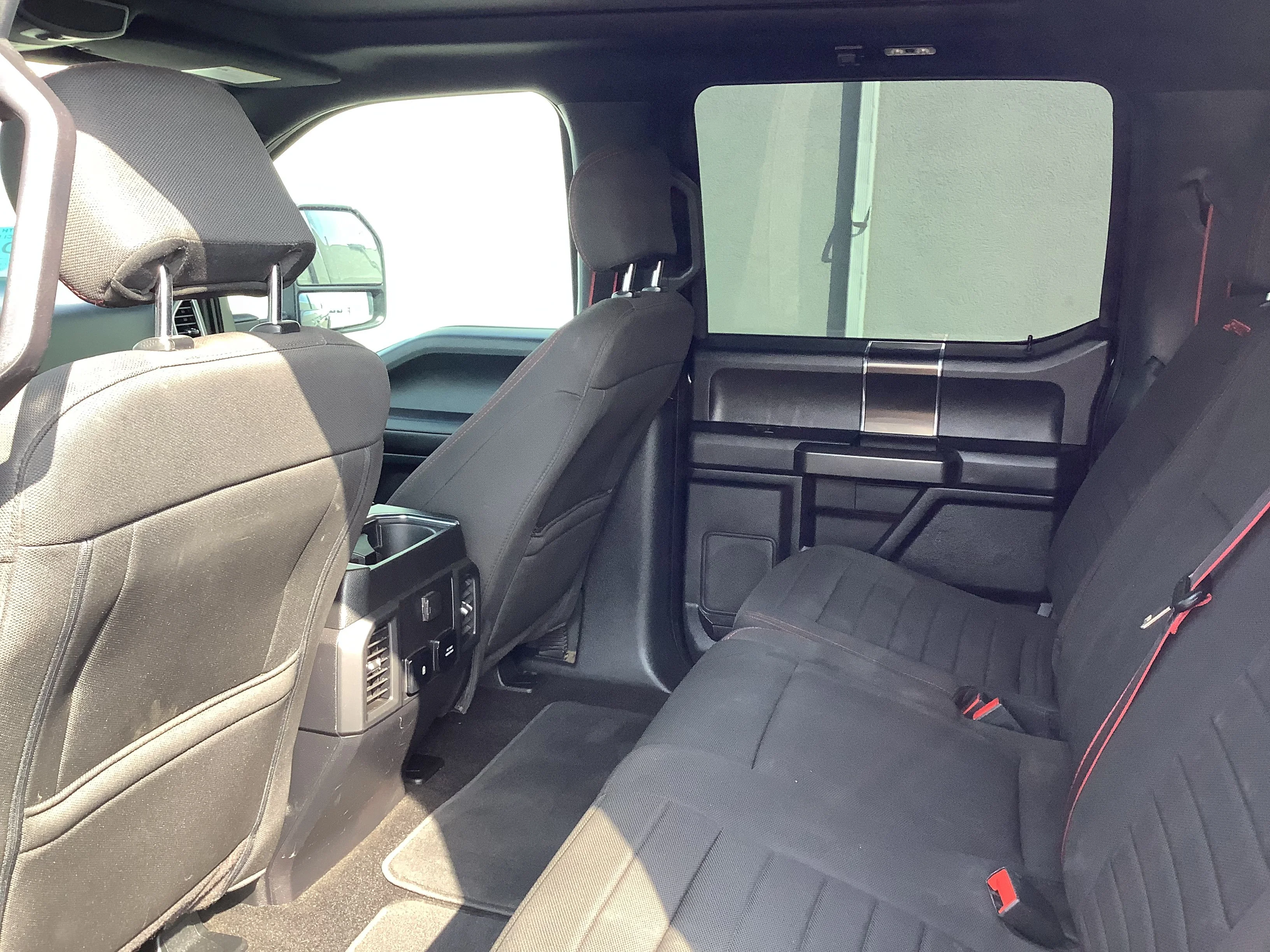 Used 2019 Black Ford  image 9